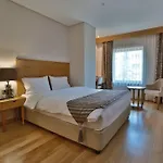 Hotel Queen & 4*
