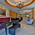 Hotel Queen & 4*