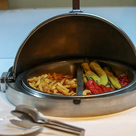 Queen & Hotel Istanbul