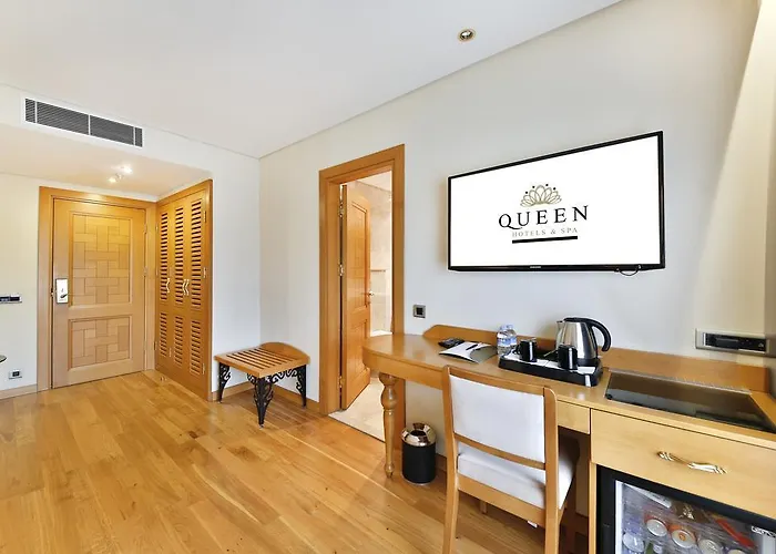 Queen & Hotel Istanbul