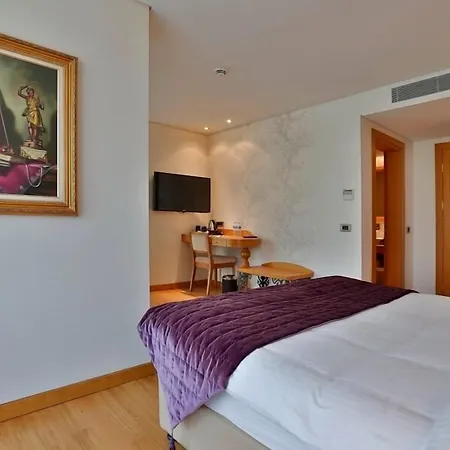 Queen & 4* Isztambul