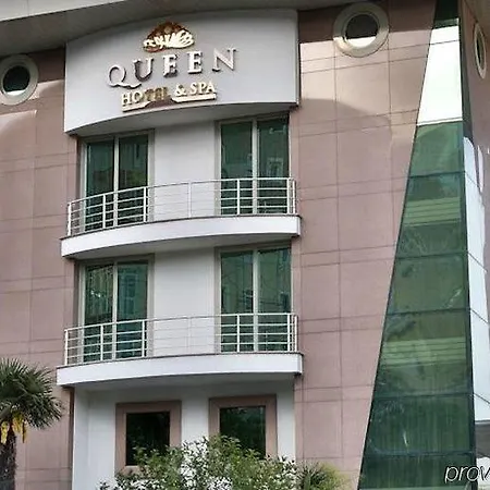 Queen & 4* Isztambul