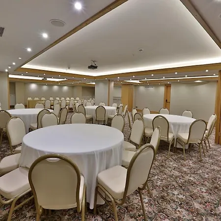 Szálloda Queen & 4*