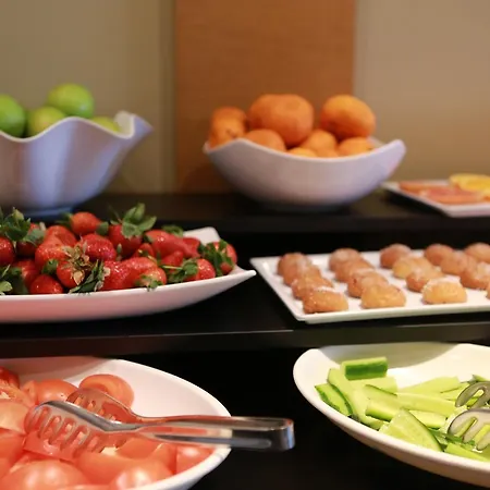 Ξενοδοχείο Queen &